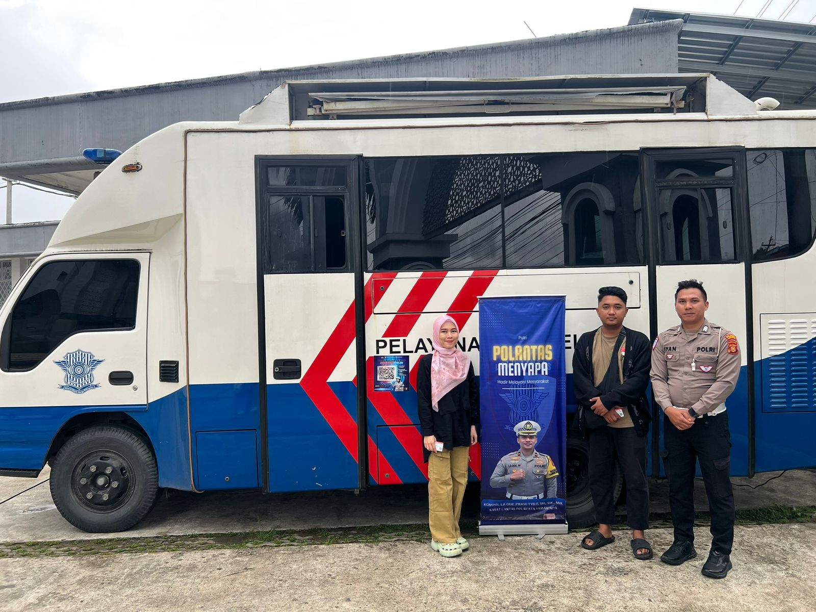 Polantas Menyapa: Polresta Samarinda Hadirkan Layanan SIM Keliling di Halaman Kantor Gubernur